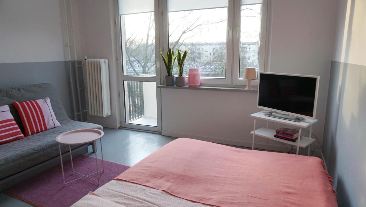 Lovely Madly Apartment Cracovia Exterior foto